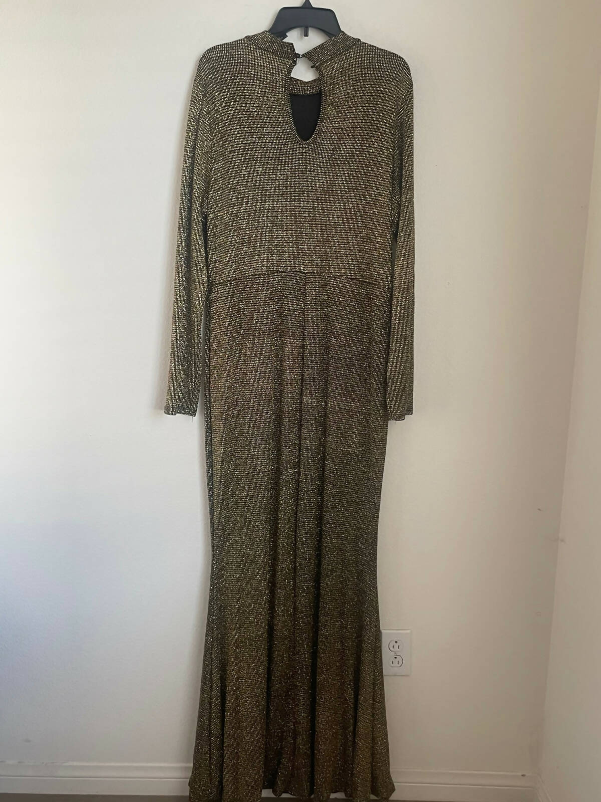 Sparkling glitter gold maxi dress