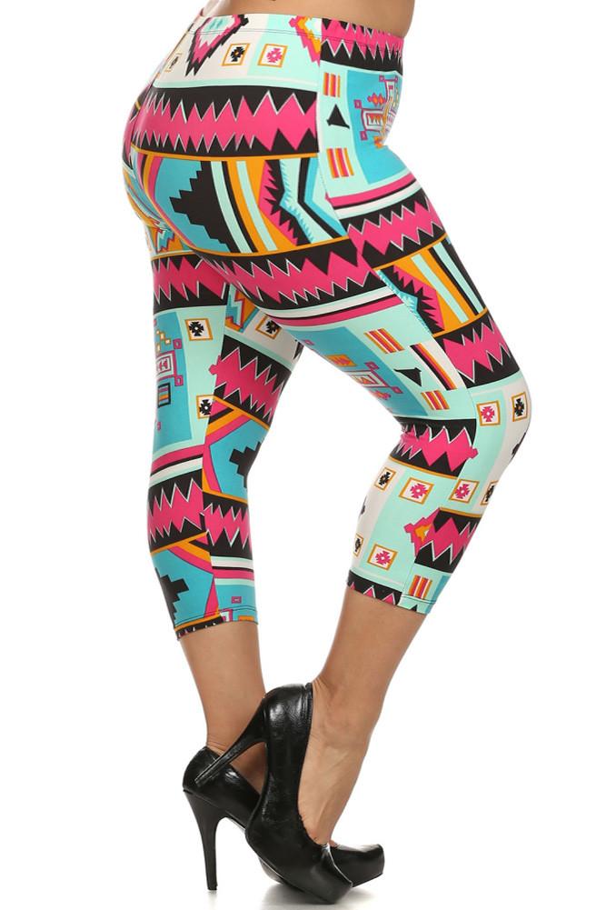 Plus Size Colorful Aztec Print Capri Leggings