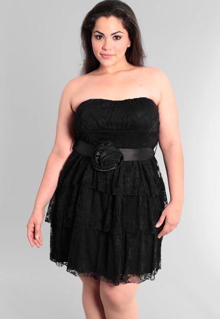 Plus Size Gorgeous Vintage Layered Lace Black Tube Dress