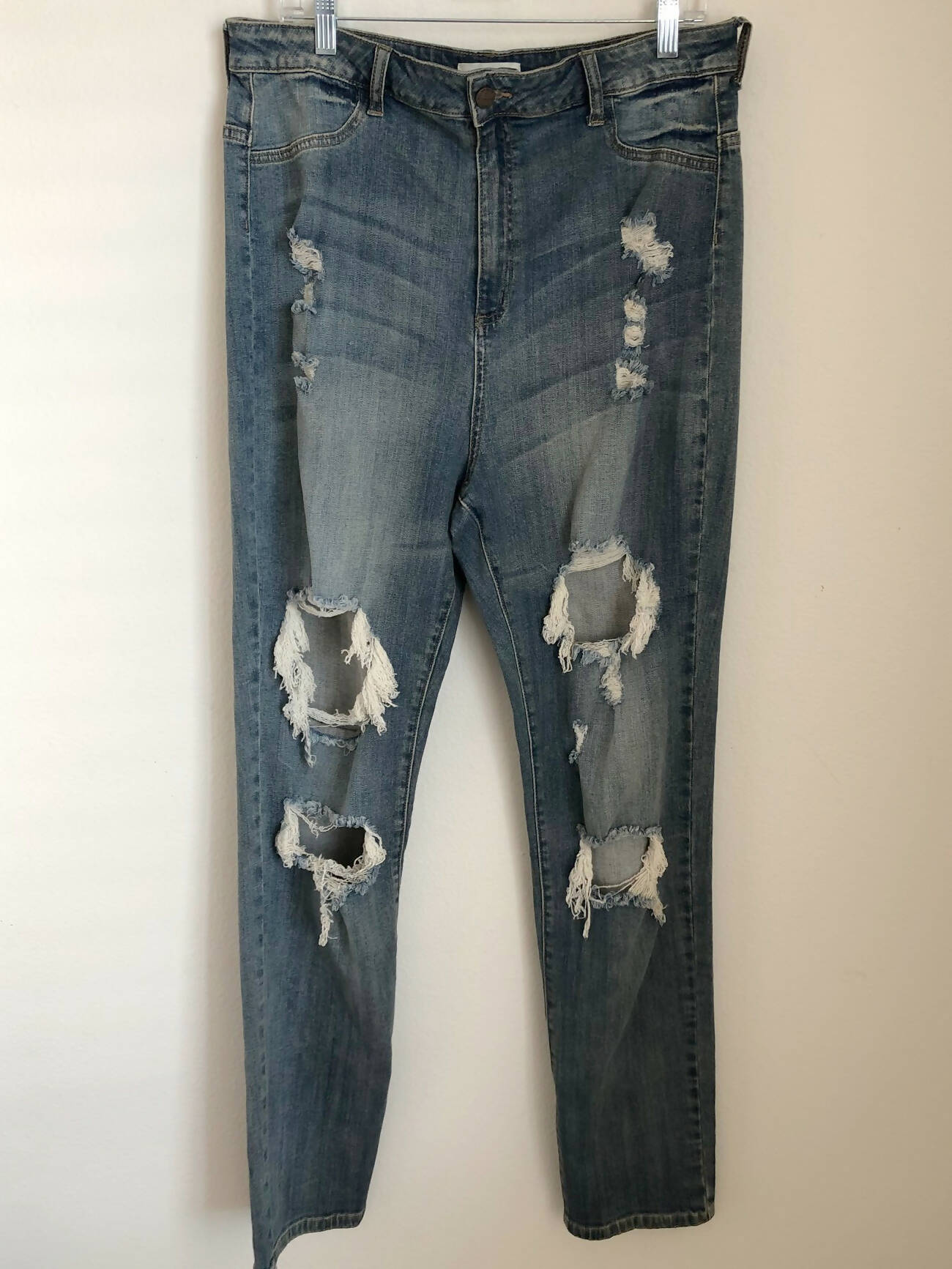 Distressed comfy denim jeans