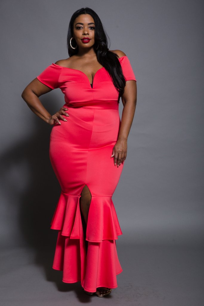 Plus Size Mermaid Ruffle Maxi Dress