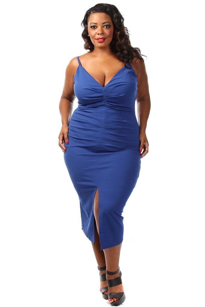 Plus Size Solid Ruched Midi Dress