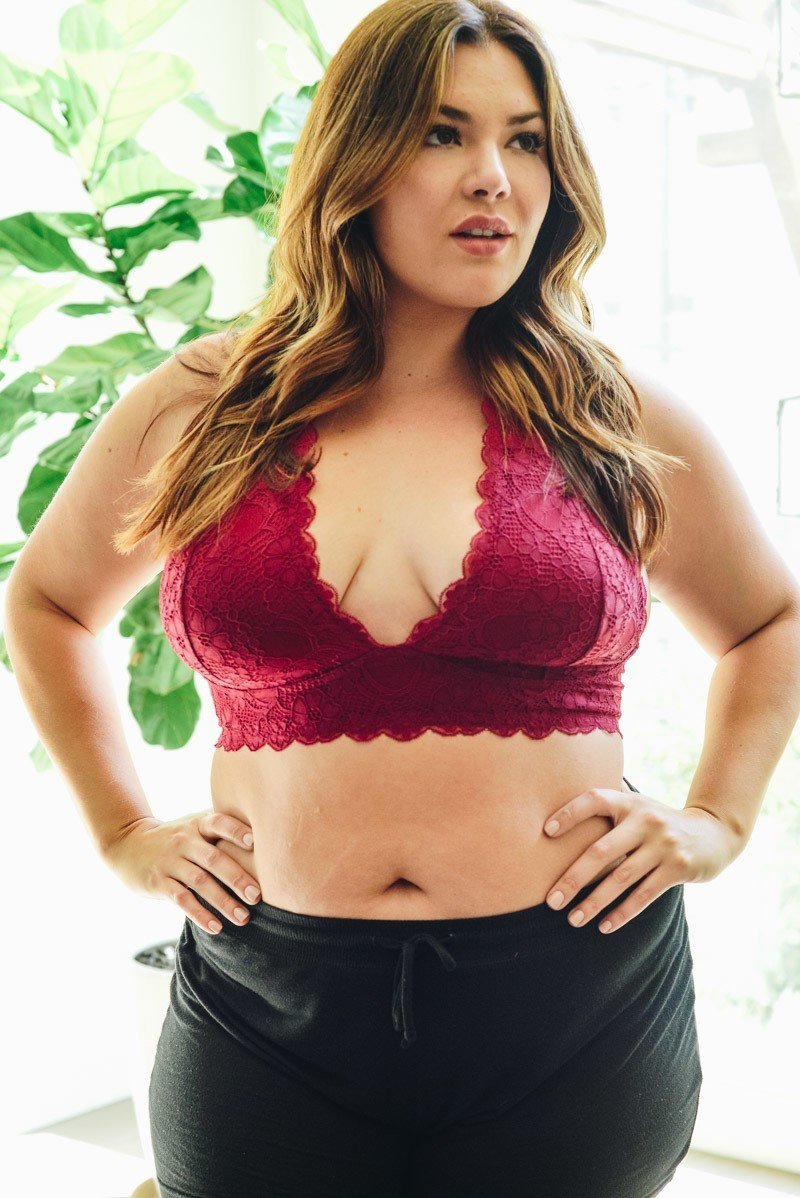 Plus Size Lace Halter Bralette